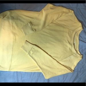 Oversized yellow sweatshirt